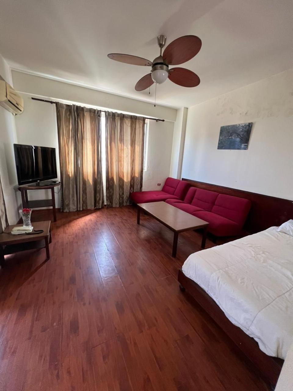 ביירות Rawche Universal Apartments מראה חיצוני תמונה